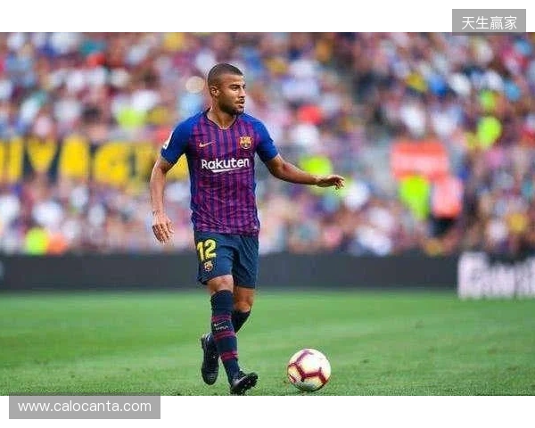 前教练：拉菲尼亚在攻防两端都能做贡献，他比登贝莱更全面